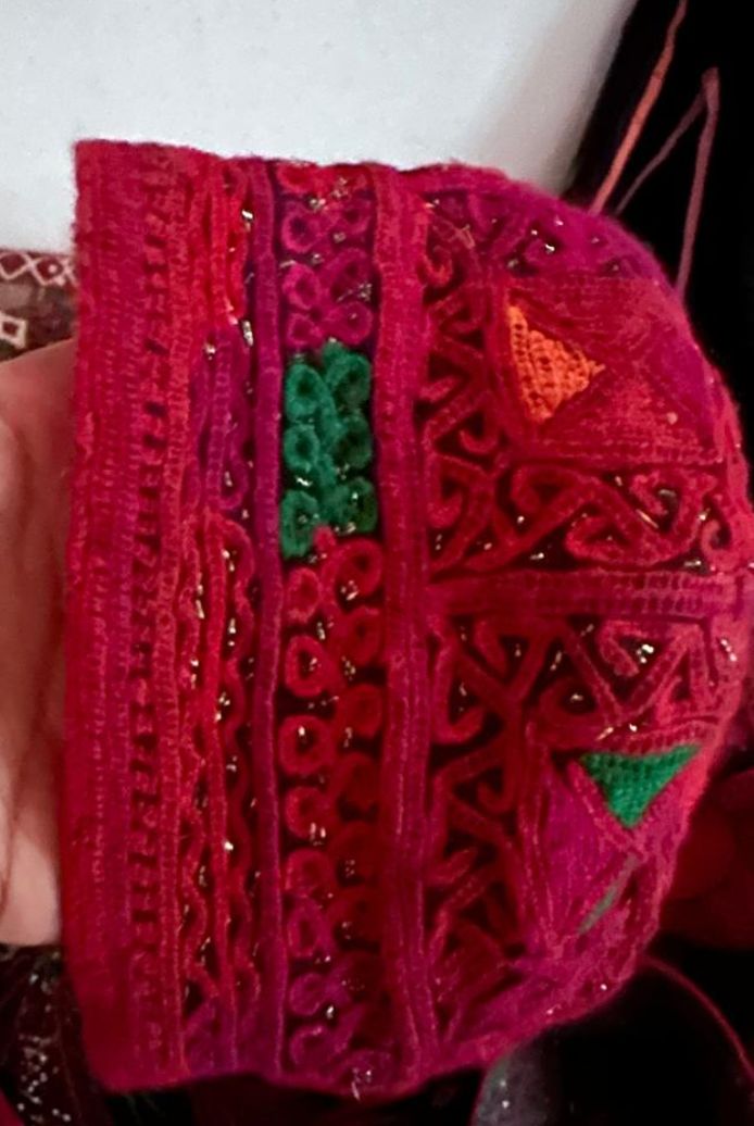 Crimson Cap